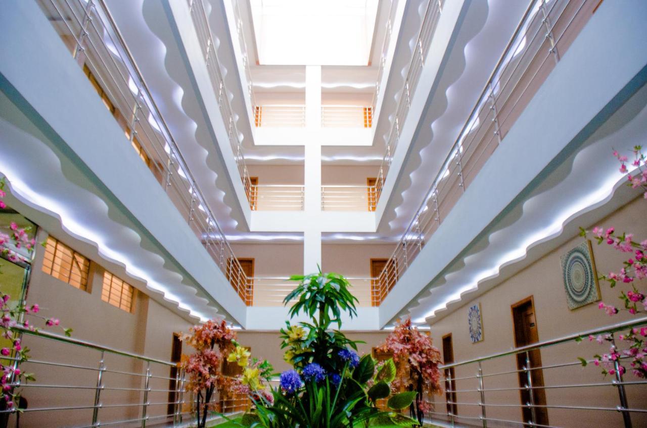 Hotel Platinum Kinshasa Buitenkant foto