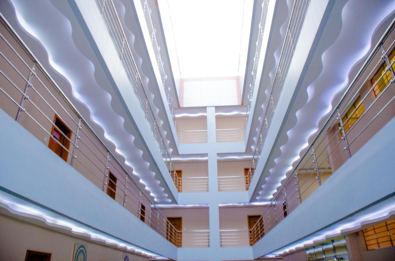 Hotel Platinum Kinshasa Buitenkant foto