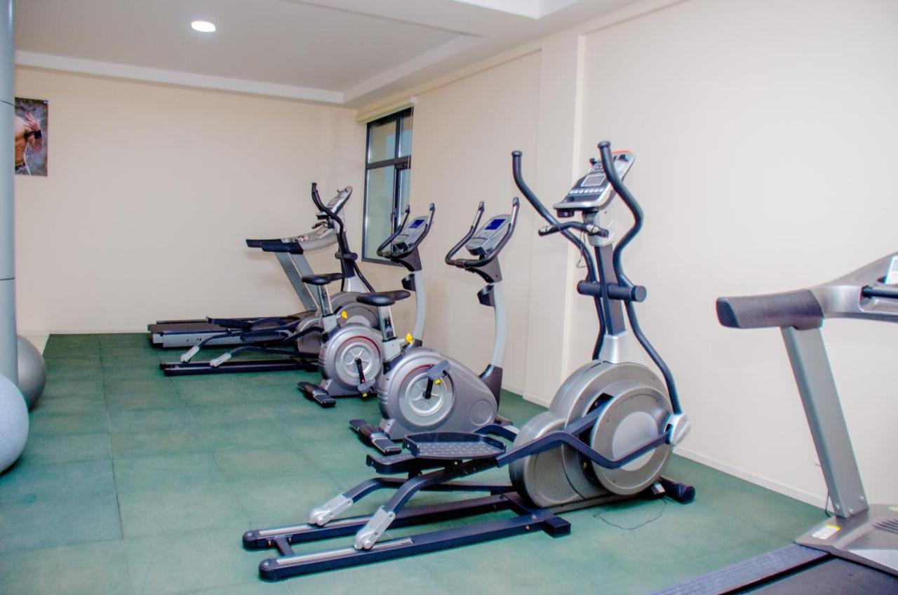 Hotel Platinum Kinshasa Buitenkant foto