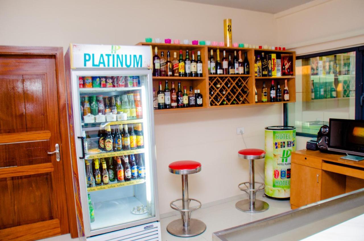 Hotel Platinum Kinshasa Buitenkant foto